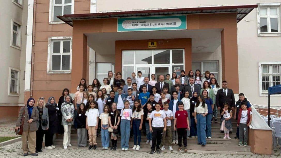 Ahmet Uluçay Bilim ve Sanat Merkezi'nde Bilim Coşkusu